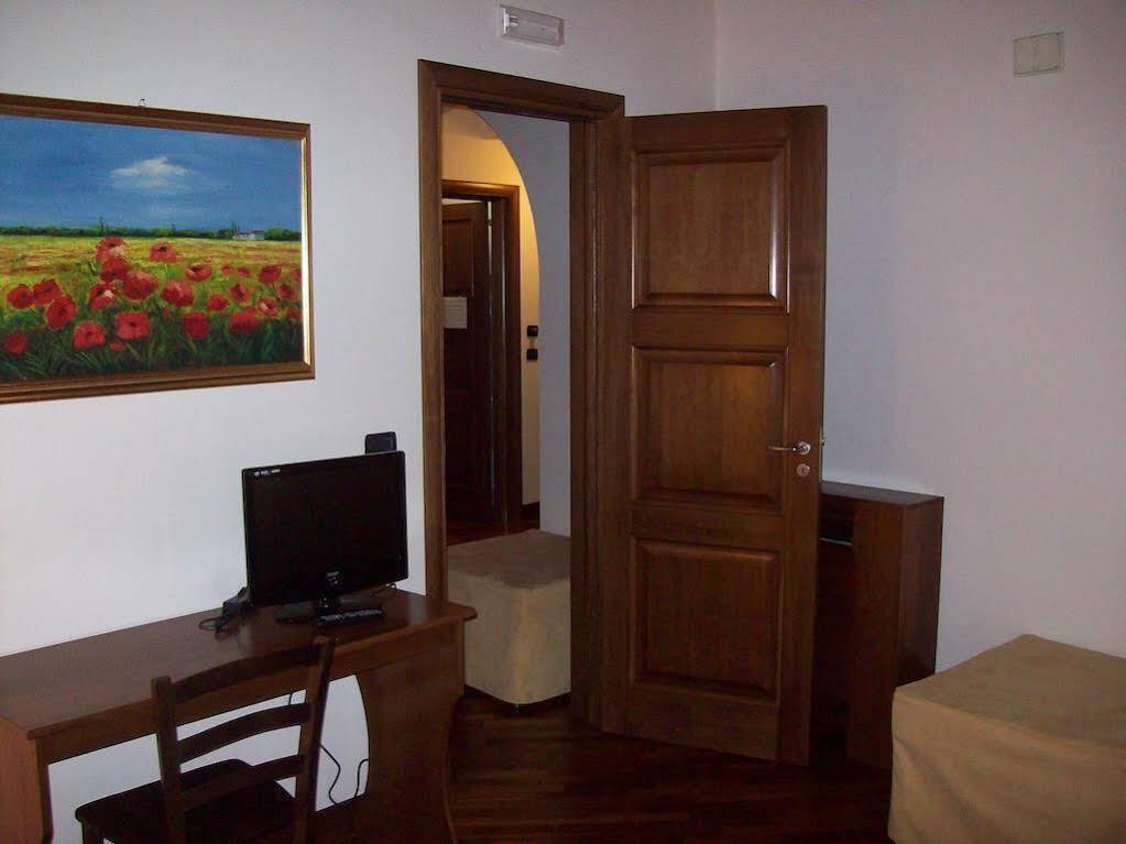 I Cento Campanili Apartman Acireale Kültér fotó